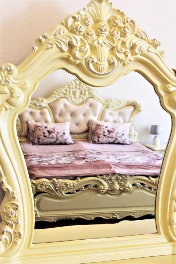 Guesthouse Medea On Pushkini 4 Kutaiszi Kültér fotó