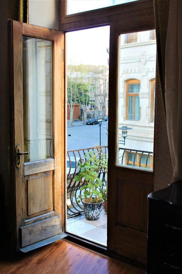 Guesthouse Medea On Pushkini 4 Kutaiszi Kültér fotó